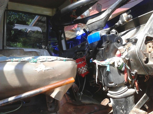 **840,000 บ.ต่อรอง**ขาย10ล้อ2เพลาดั้ม HINO FM227LD (SUMO) 220HP ปี33 เครื่องเดิมเกียร์เดิม EM100 220แรง เกียร์เดิม เครื่องแน่นๆ แรงดี เกียร์ไม่หลุด สโลวเดิม ช่วงล่าง2เพลาเดิม คัสซีสวยเดิมไม่ปะไม่ดาม กระบะดั้มเหล็กสภาพดี พื้นดีข้างดี ดั้มดี ไม่ยุบ หัวเก๋งด