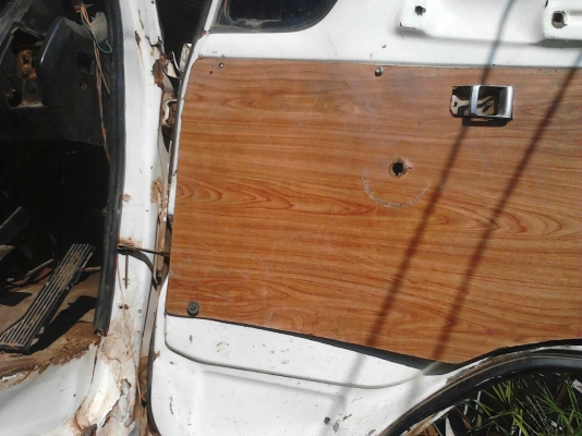 **840,000 บ.ต่อรอง**ขาย10ล้อ2เพลาดั้ม HINO FM227LD (SUMO) 220HP ปี33 เครื่องเดิมเกียร์เดิม EM100 220แรง เกียร์เดิม เครื่องแน่นๆ แรงดี เกียร์ไม่หลุด สโลวเดิม ช่วงล่าง2เพลาเดิม คัสซีสวยเดิมไม่ปะไม่ดาม กระบะดั้มเหล็กสภาพดี พื้นดีข้างดี ดั้มดี ไม่ยุบ หัวเก๋งด