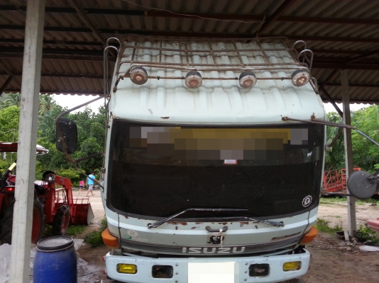 ISUZU  FTR  ช่วงล้อ 4.20 ค่ะ