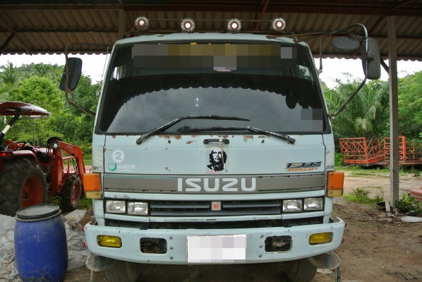 ISUZU  FTR  ช่วงล้อ 4.20 ค่ะ