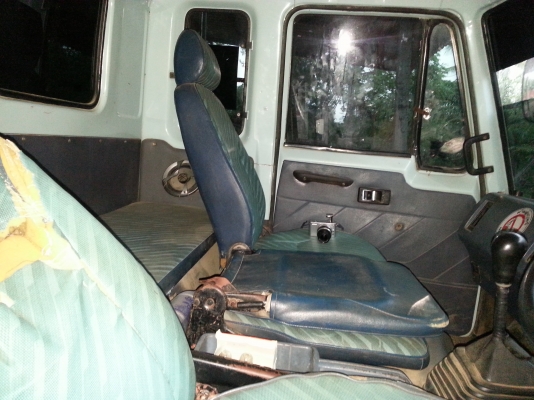 ISUZU  FTR  ช่วงล้อ 4.20 ค่ะ