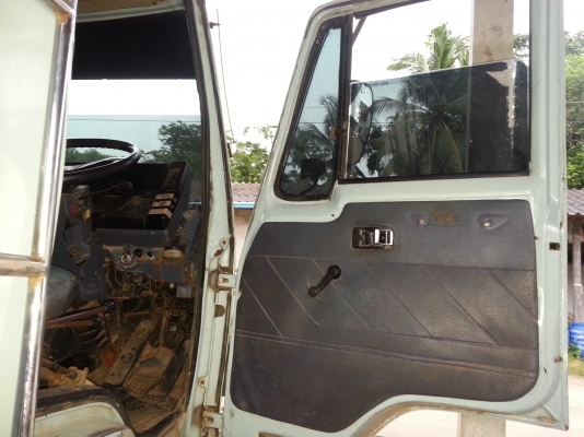 ISUZU  FTR  ช่วงล้อ 4.20 ค่ะ