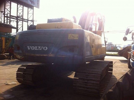 ขายด่วนรถขุดVOLVO EC210BLC เล่มทะเบียน ขายตามสภาพ เจ้าของขายเอง