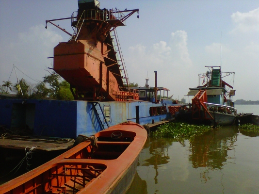 ขายเรือดูดทราย สภาพสวยพร้อมใช้ ราคาต่อรองได้ ติดต่อได้ที่คุณ อ๊อฟ พิจิตร 086-737-9991 ขายเรือดูดทราย สภาพสวยพร้อมใช้ ราคาต่อรองได้ ติดต่อได้ที่คุณ อ๊อฟ พิจิตร 086-737-9991