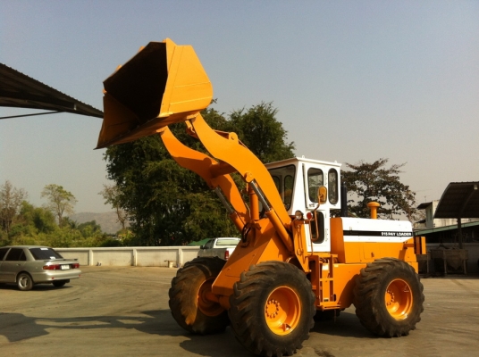 รถตักล้อยาง Komatsu 515-2 จากญี่ปุ่น ขนาดบุ้งกี๋ 1.3Q