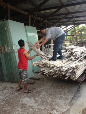 ไม้เต็งไทยเก่า 1*1  นิ้ว