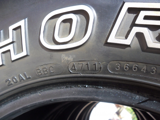maxxis mt 285/75/16 ปี 11 1 ชุด 6800 บาท maxxis mt 285/75/16 ปี 11 1 ชุด 6800 บาท