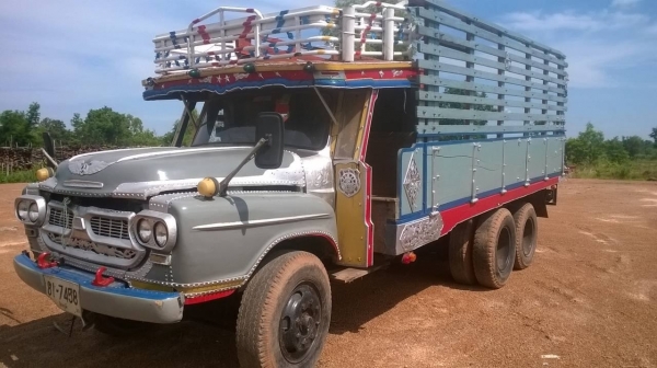 ขาย 10 ล้อหัวยาว 2 เพลาใหญ่ เครื่อง EH700 168 แรงม้าปั้มลม เกียร์ HO สโลว์เกียร์กลาง คานหน้าใหญ่ พาวเวอร์ เบรคลมดัน คัสซีสวยตลอดเส้น ทะเบียนพร้อมโอน ราคาต่อรองได้ครับ