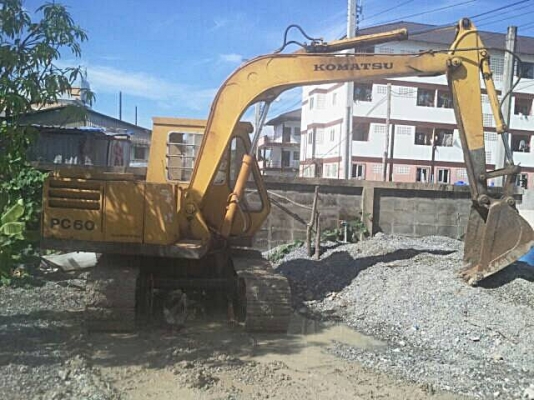 KOMATSU PC60-1 KOMATSU PC60-1