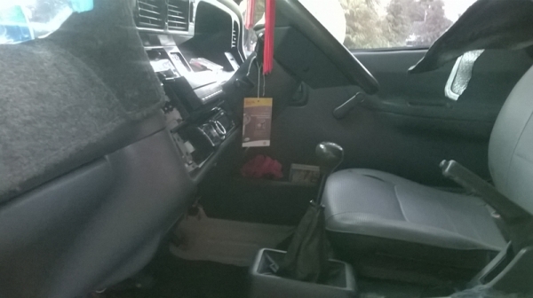 ให้ฟรี รถตู้หลังคาสูง ปี 1997 ช่วงยาว สวย สภาพดี ไม่ต้องซ่อมใด ๆ แล้ว