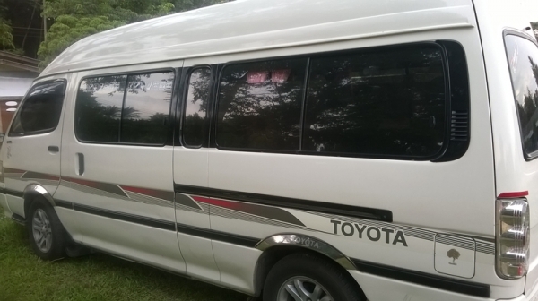 ให้ฟรี รถตู้หลังคาสูง ปี 1997 ช่วงยาว สวย สภาพดี ไม่ต้องซ่อมใด ๆ แล้ว