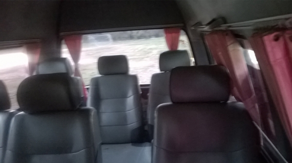 ให้ฟรี รถตู้หลังคาสูง ปี 1997 ช่วงยาว สวย สภาพดี ไม่ต้องซ่อมใด ๆ แล้ว