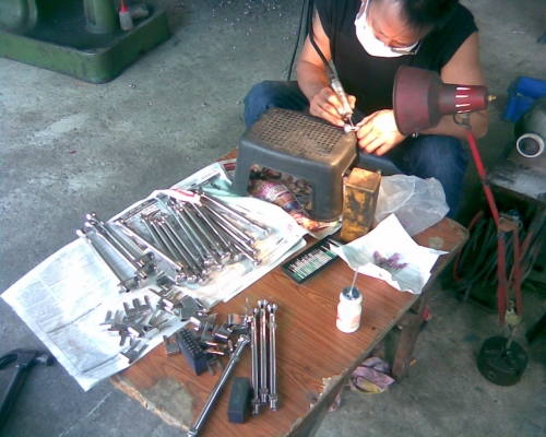 รับสร้างเครื่องจักรกล และ รับออกแบบเครื่องจักรกล ชนิดพิเศษ ตามสั่งทุกชนิด ติดต่อ หจก.อนุวงค์ เอ็นจิเนียริ่ง 083-9752712 รับสร้างเครื่องจักรกล และ รับออกแบบเครื่องจักรกล ชนิดพิเศษ ตามสั่งทุกชนิด ติดต่อ หจก.อนุวงค์ เอ็นจิเนียริ่ง 083-9752712