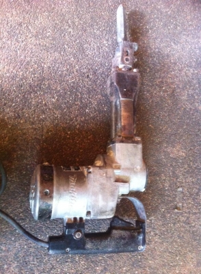 MAKITA HM1201 สกัดไฟฟ้า 21mm 1130W 8.7kg