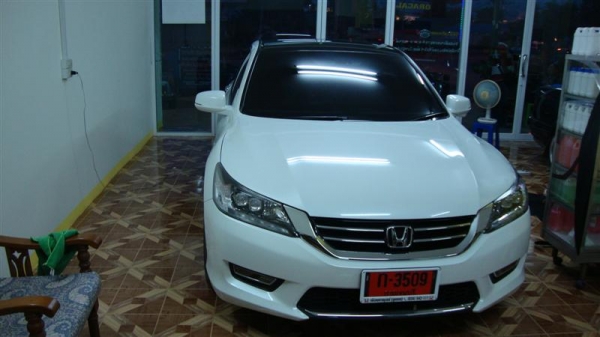 รับปลี่ยนสีรถยนต์ สั่งทำ และจำหน่าย