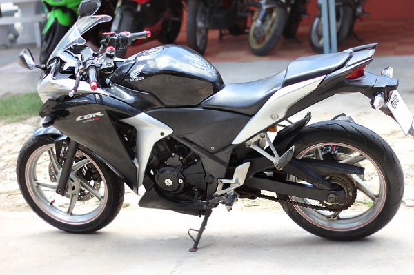 ขายCBR250I ABS 2010 พร้อมทะเบียน