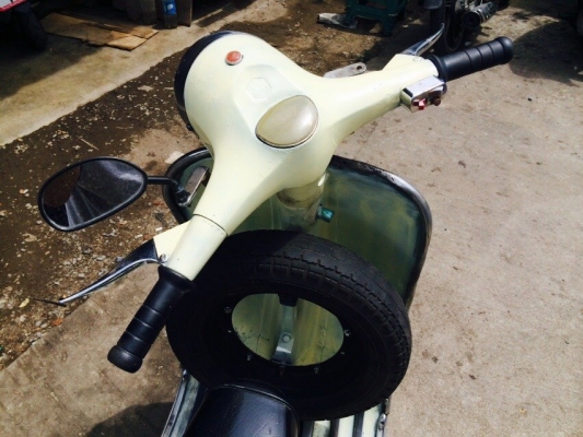 ขาย สปิ้น no book อินเดีย เครื่องดี สีไม่สวย แต่ใช้งานได้ดีเลย ไม่ต้องกังวลเรื่องสีจะถลอก เพราะมีไมีไรจะเสีย 555 แต่เครื่องดี ขอบอก ฝาข้างเครื่องไม่มีครับ ขายถูกๆกันไปเลย 22500 บาทครับ สนใจติดต่อ 082 6336557 โป้งครับ รับเทรินทุกรุ่น ครับ