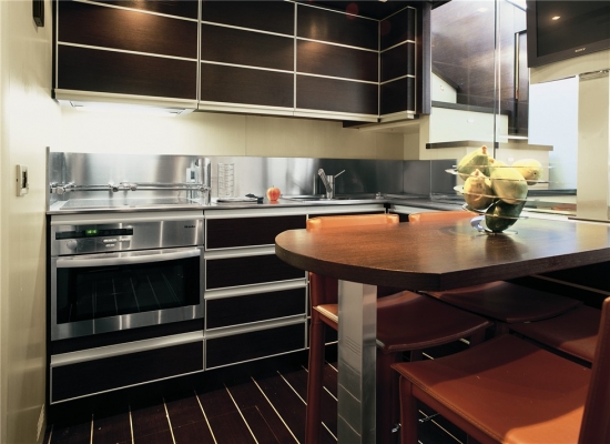 เรือ Azimut 86S สนใจติดต่อ 090-2681-669