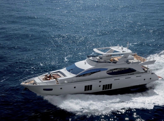 เรือ Azimut 88 สนใจติดต่อ 090-2681-669