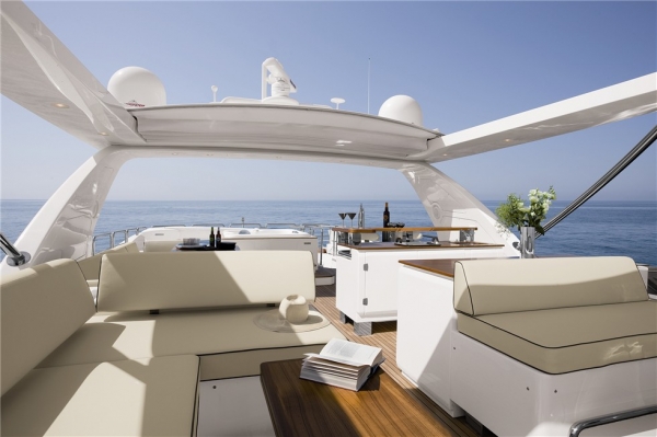 เรือ Azimut 95 สนใจติดต่อ 090-2681-669 เรือ Azimut 95 สนใจติดต่อ 090-2681-669