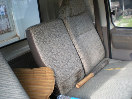 ขาย 6 ล้อ ฮีโน่ FC4J สีขาว ดัมพ์ พร้อมใช้งาน ครับ