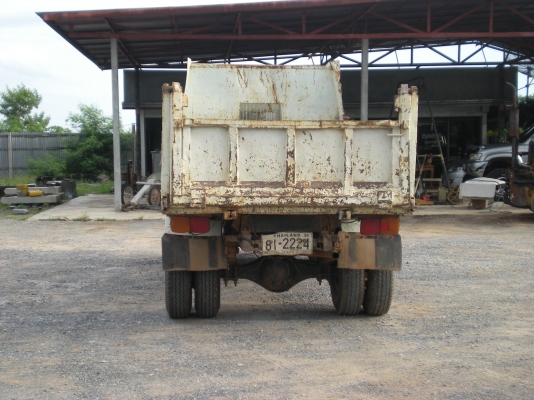 ขาย 6 ล้อ ฮีโน่ FC4J สีขาว ดัมพ์ พร้อมใช้งาน ครับ