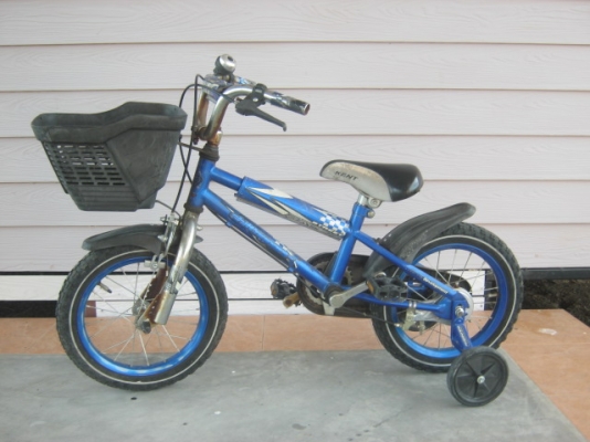 จักรยานเด็ก 4 ล้อนำเข้าจากญี่ปุ่นสภาพพร้อมใช้