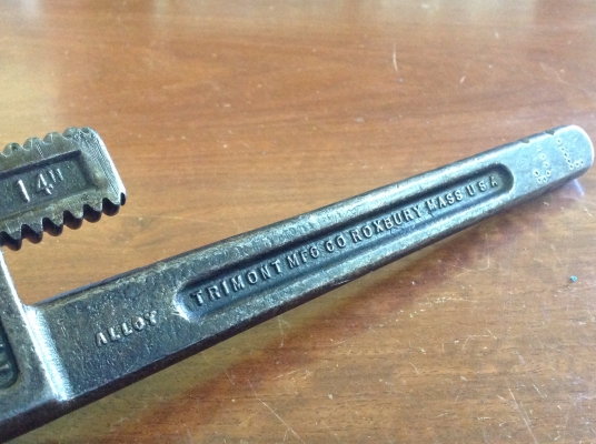 ขายคอม้า Antique Vintage Trimo 14" ปี 1918 คู่กับคัตเตอร์ตัดท่อโบราณ 1/8-1 1/4" ขายคอม้า Antique Vintage Trimo 14" ปี 1918 คู่กับคัตเตอร์ตัดท่อโบราณ 1/8-1 1/4"