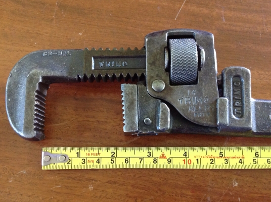 ขายคอม้า Antique Vintage Trimo 14" ปี 1918 คู่กับคัตเตอร์ตัดท่อโบราณ 1/8-1 1/4" ขายคอม้า Antique Vintage Trimo 14" ปี 1918 คู่กับคัตเตอร์ตัดท่อโบราณ 1/8-1 1/4"