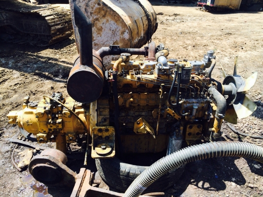 ขายด่วนเครื่อง 7JK กับปั้มไฮดรอลิค cat 320v1