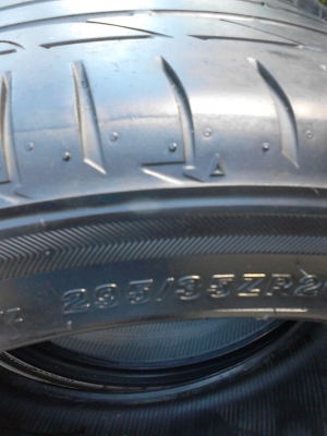295/35R20 BRIDGESTONE OTENZA S001  มี 2 เส้น TEL.081-427-3941