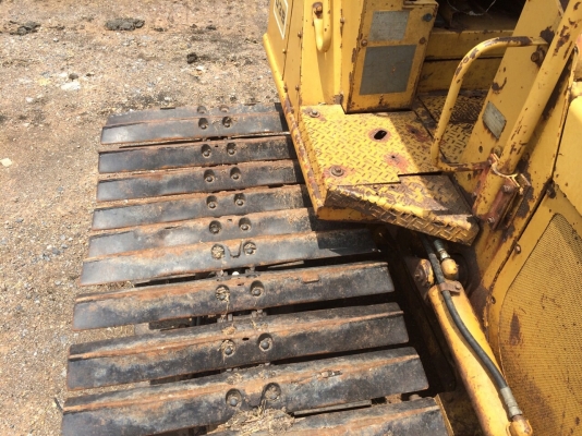 ขายด่วนCAT D3B แทรค1เมตร รถนอกใช้งานน้อย เอกสารใบแจ้งจำหน่าย ขายด่วนCAT D3B แทรค1เมตร รถนอกใช้งานน้อย เอกสารใบแจ้งจำหน่าย