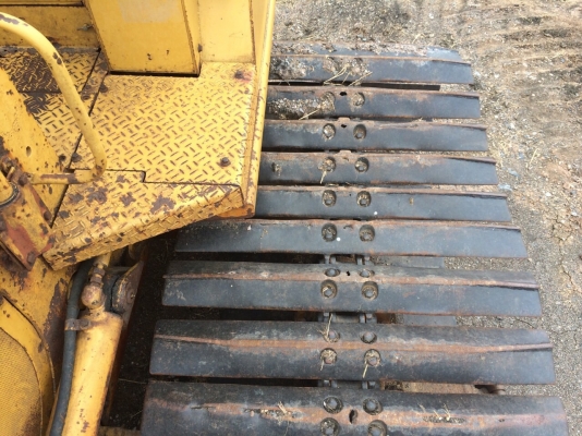 ขายด่วนCAT D3B แทรค1เมตร รถนอกใช้งานน้อย เอกสารใบแจ้งจำหน่าย ขายด่วนCAT D3B แทรค1เมตร รถนอกใช้งานน้อย เอกสารใบแจ้งจำหน่าย