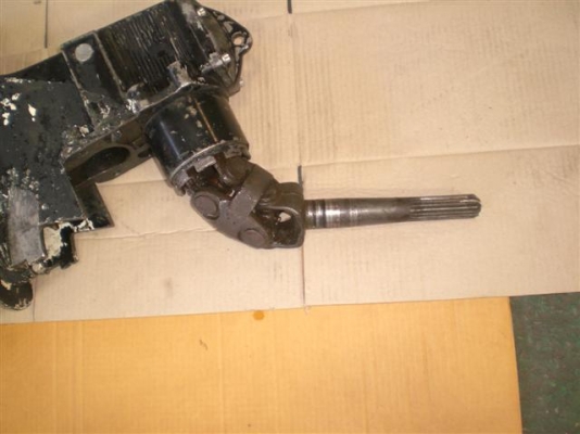 หางเครื่อง อินบอร์ด(sterndrive)  ว่อลโว่  เมอร์ครูเซอร์