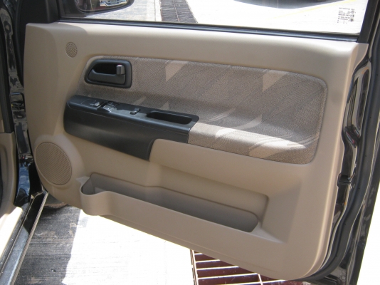 ปี 53 เครื่อง2500 ดีเซล สภาพกริ๊ปๆ มือเดียวออกห้าง