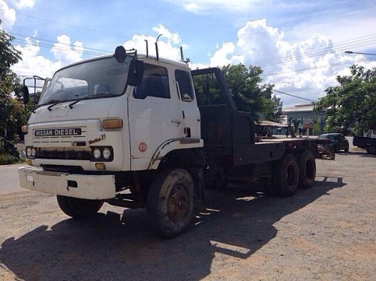 ขายรถสิบล้อเทเลอร์ Nissan CW41 เครื่อง PD6T - 230 แรง turbo 2 ทะเบียนพร้อมเพลา สโลด์ปลายเกียร์ ขายรถสิบล้อเทเลอร์ Nissan CW41 เครื่อง PD6T - 230 แรง turbo 2 ทะเบียนพร้อมเพลา สโลด์ปลายเกียร์