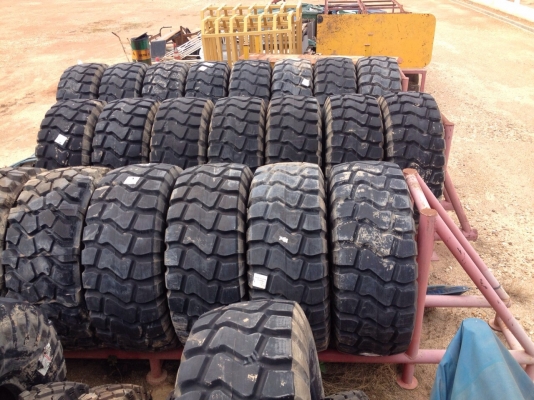 ขายยางรถเครน