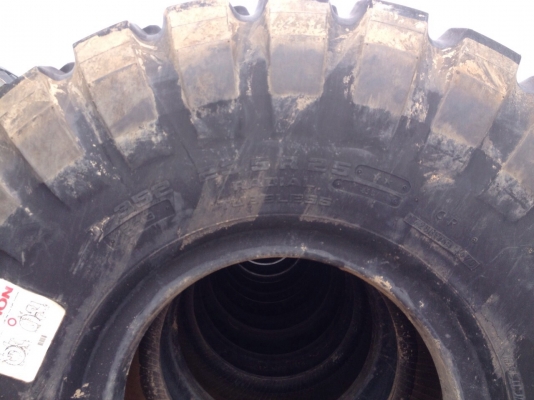 ขายยางรถเครน