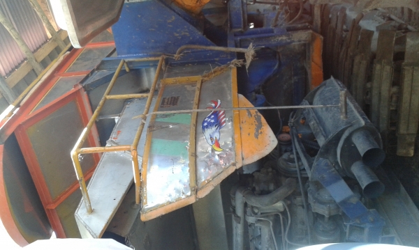 ขายรถเกี่ยวข้าวศักพัฒนาอุ้ม