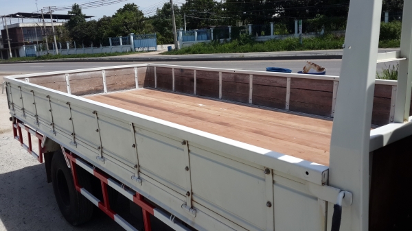 ขายอีซูซุ NPR 150 แรงม้า รถป้ายแดง ยาว 5.00m