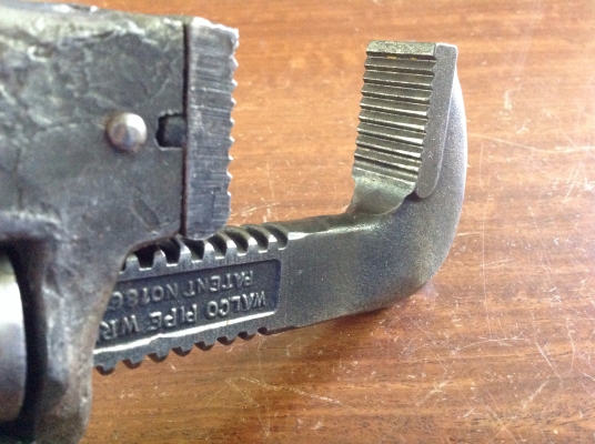 ขายคอม้าโบราณ Antique Walworth ปี 1932 ขนาด 14" 10" ขายคอม้าโบราณ Antique Walworth ปี 1932 ขนาด 14" 10"