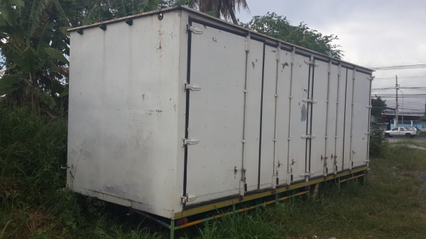 ขายตู้ 10 บาน ใส่รถ 6ล้อ ใหญ่ ยาว 7.20 เมตร