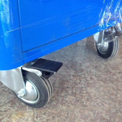 ตู้เครื่องมือช่าง สีน้ำเงิน 3 ลิ้นชัก มีกุญแจล็อก ใช้เก็บเครื่องมือต่างๆ ตู้เครื่องมือช่าง สีน้ำเงิน 3 ลิ้นชัก มีกุญแจล็อก ใช้เก็บเครื่องมือต่างๆ