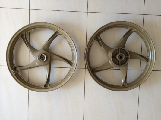 ขาย ล้อแม็ก LS 125 ห้าก้านบิดไทเทเนียม