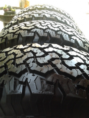 BF All 265/70/16 ปลายปี12 ดอกเกิน1cm. สวยๆ 1ชุด BF All 265/70/16 ปลายปี12 ดอกเกิน1cm. สวยๆ 1ชุด