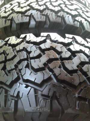 BF All 265/70/16 ปลายปี12 ดอกเกิน1cm. สวยๆ 1ชุด BF All 265/70/16 ปลายปี12 ดอกเกิน1cm. สวยๆ 1ชุด