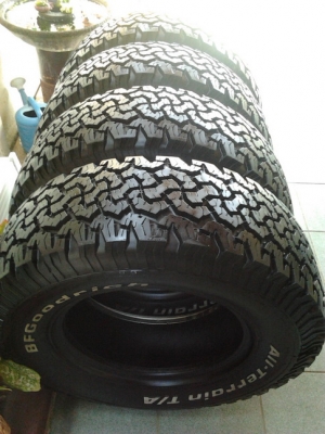 BF All 265/70/16 ปลายปี12 ดอกเกิน1cm. สวยๆ 1ชุด