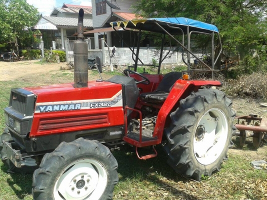 รถไถ่ยันมาร์สวยพร้อมใช้สนไจโทรมา