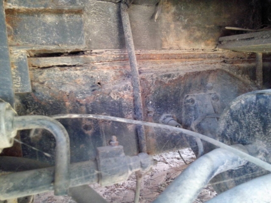 **600,000 บ.ต่อรอง**ขายแพ็คคู่ แบคโฮ+เทเลอร์ แบคโฮ KOMATSU PC100-3 เครื่องไม่เดิม ISUZU 6BB1 145แรง เครื่องดีแน่นดี แรงอึด ประหยัดน้ำมัน ปั้มเดิมดีแรงดี บูมอาร์มมีปะ(ตามรูป) เอวดีแน่นดี ช่วงล่างโซ่ ใบแทร็ก โรลเลอร์ เฟรม โดยรวม70\% บอดี้ดี สีสันโอเค หัวเก๋ง