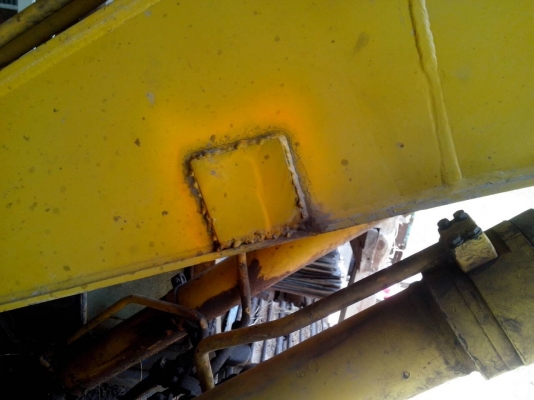 **600,000 บ.ต่อรอง**ขายแพ็คคู่ แบคโฮ+เทเลอร์ แบคโฮ KOMATSU PC100-3 เครื่องไม่เดิม ISUZU 6BB1 145แรง เครื่องดีแน่นดี แรงอึด ประหยัดน้ำมัน ปั้มเดิมดีแรงดี บูมอาร์มมีปะ(ตามรูป) เอวดีแน่นดี ช่วงล่างโซ่ ใบแทร็ก โรลเลอร์ เฟรม โดยรวม70\% บอดี้ดี สีสันโอเค หัวเก๋ง